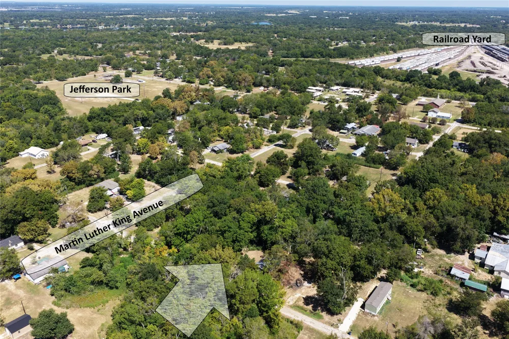 325 Jackson Street Teague, TX 75860
