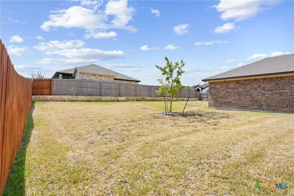7601 Silicon Drive Killeen, TX 76542