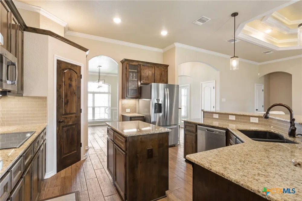 7601 Silicon Drive Killeen, TX 76542