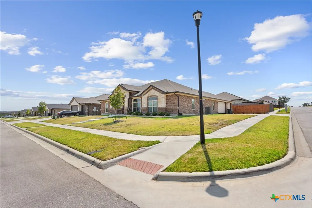 7601 Silicon Drive Killeen, TX 76542