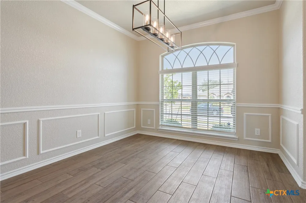 7601 Silicon Drive Killeen, TX 76542