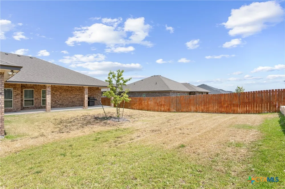7601 Silicon Drive Killeen, TX 76542