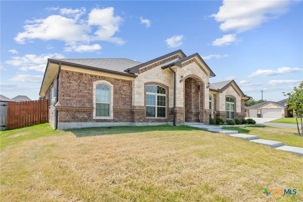 7601 Silicon Drive Killeen, TX 76542