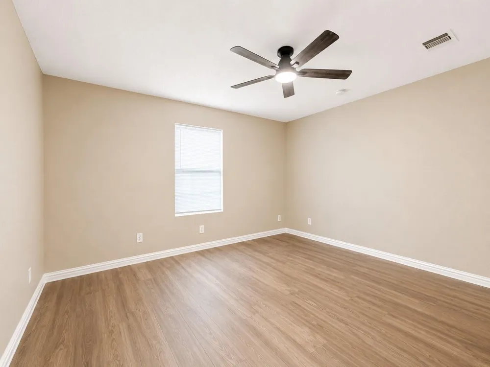 7902 Bowen Street Houston, TX 77051