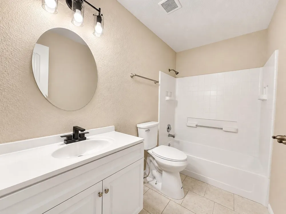 7902 Bowen Street Houston, TX 77051