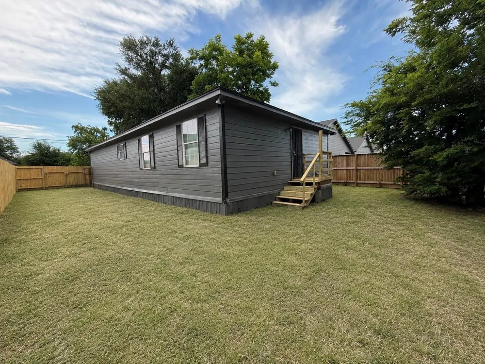 7902 Bowen Street Houston, TX 77051