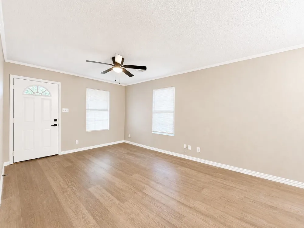 7902 Bowen Street Houston, TX 77051