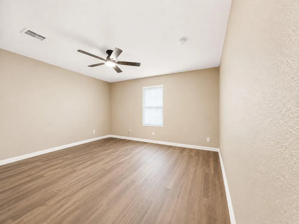 7902 Bowen Street Houston, TX 77051