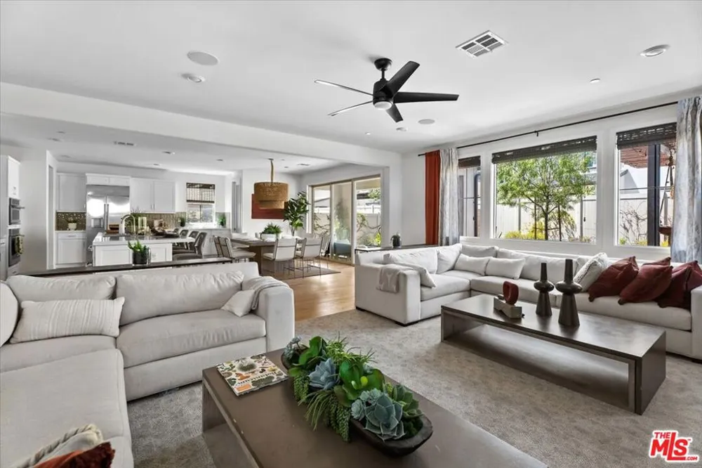 21181 Strathmoor Lane Huntington Beach, CA 92646
