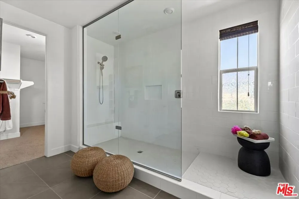 21181 Strathmoor Lane Huntington Beach, CA 92646