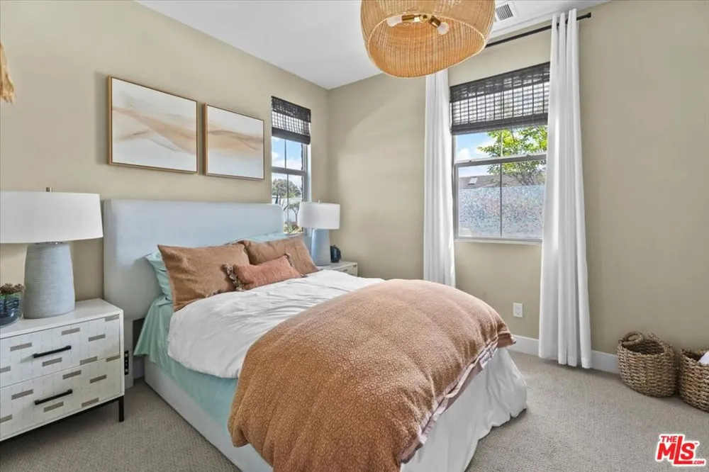 21181 Strathmoor Lane Huntington Beach, CA 92646