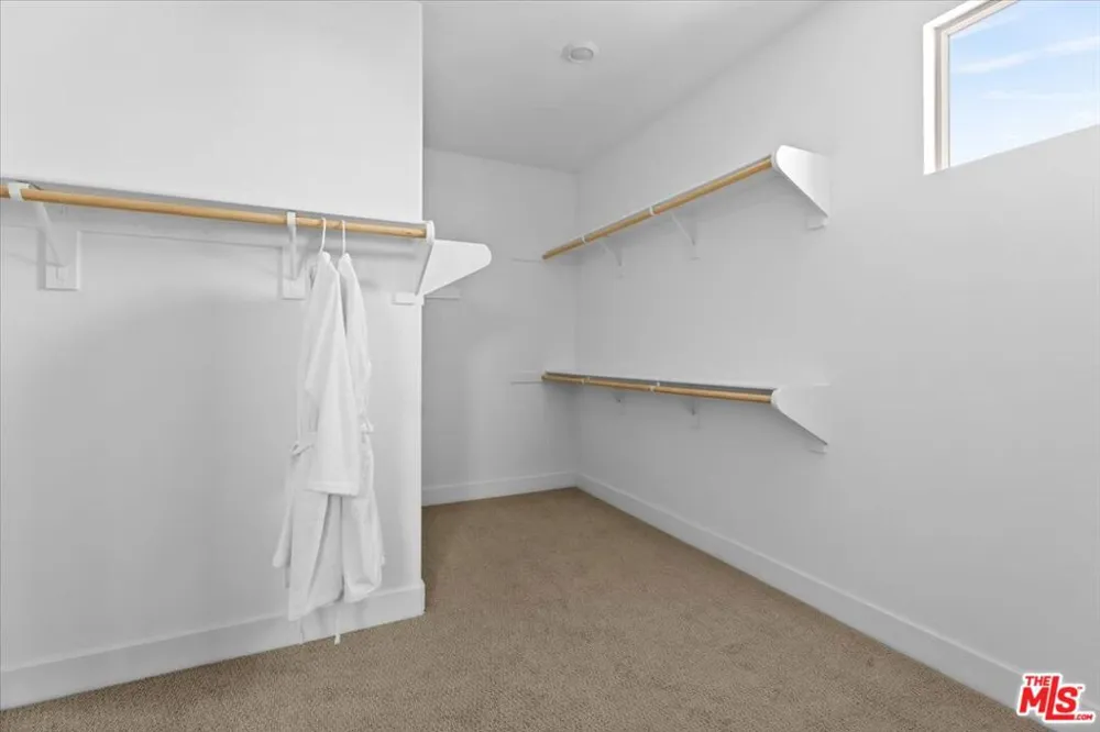 21181 Strathmoor Lane Huntington Beach, CA 92646