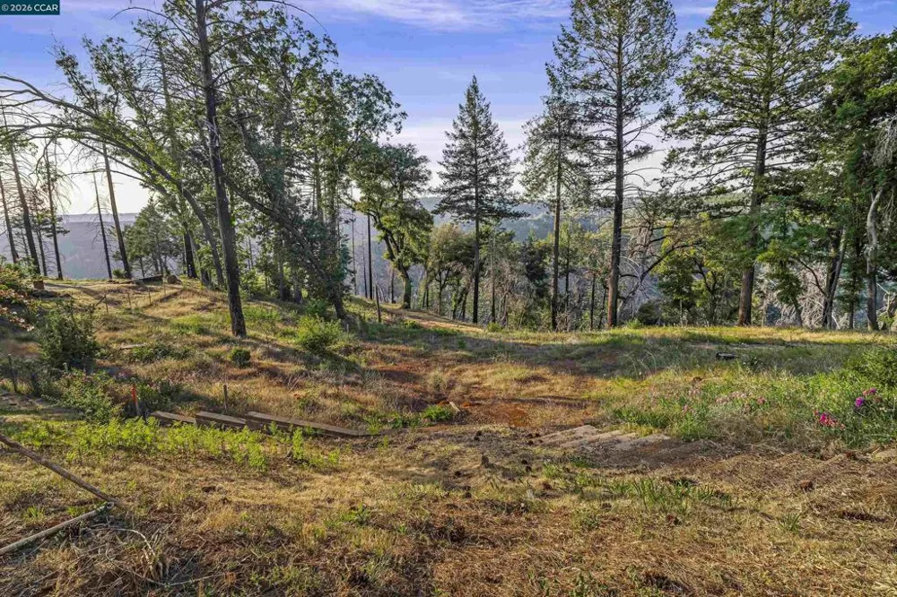 6479 Gregory Ln Paradise, CA 95969