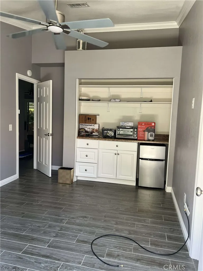 39768 Oak Cliff Temecula, CA 92591