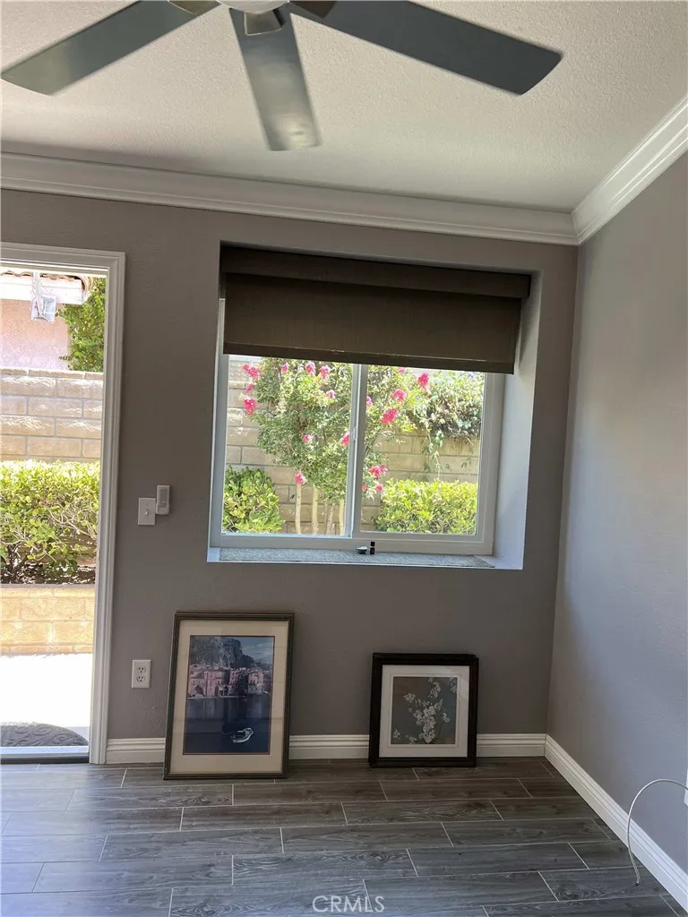 39768 Oak Cliff Temecula, CA 92591