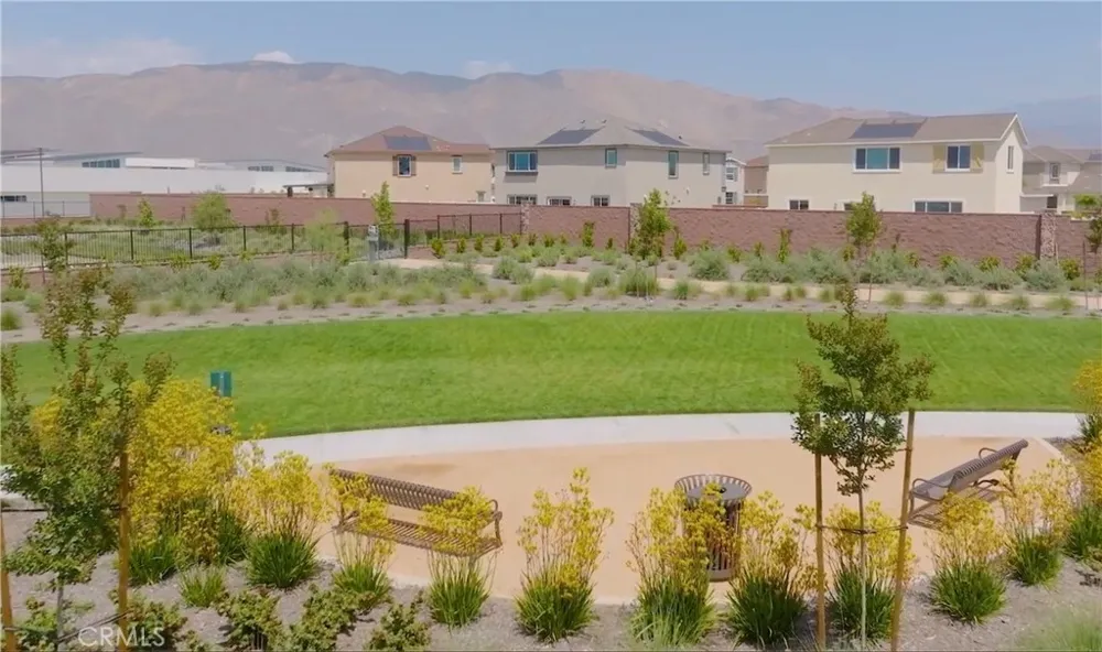 1374 Noble Rein Drive San Jacinto, CA 92582