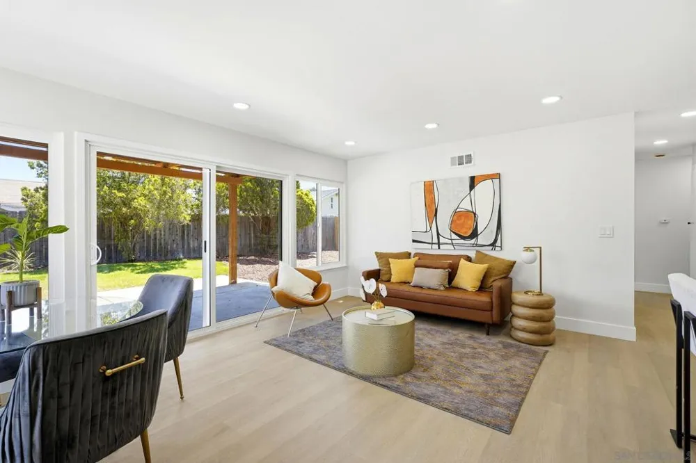 8523 Duncannon San Diego, CA 92126