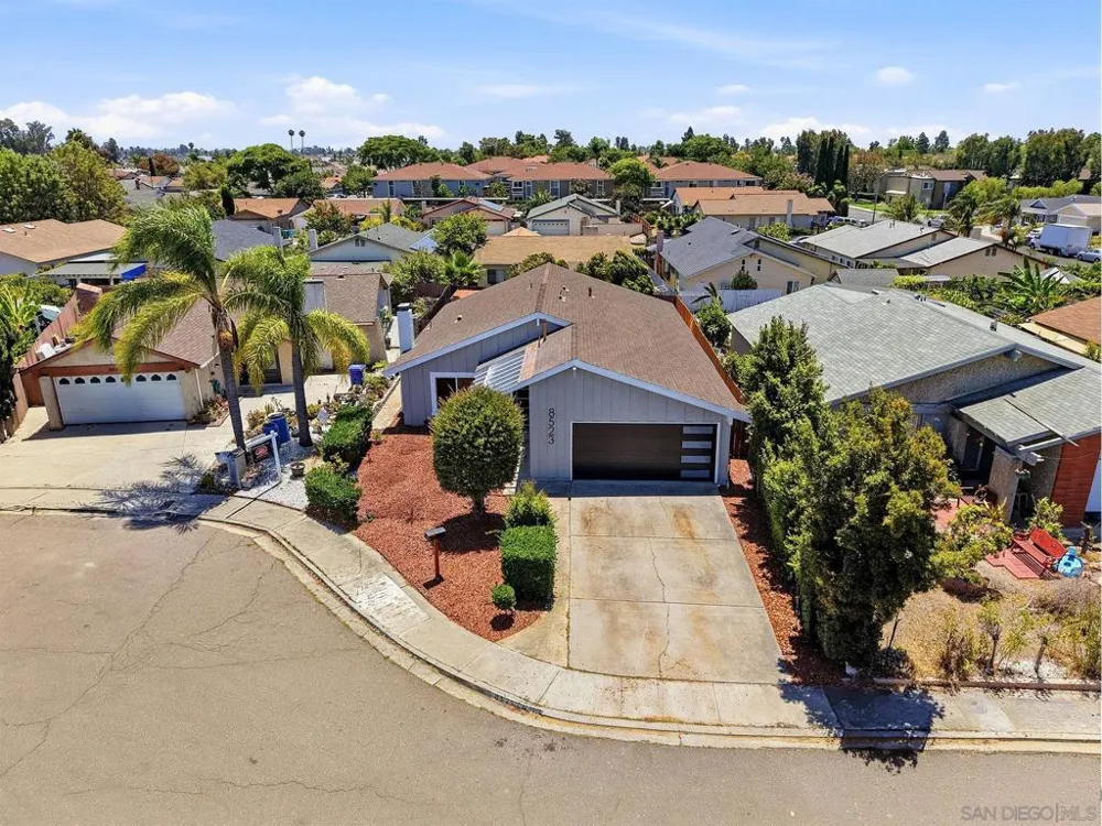 8523 Duncannon San Diego, CA 92126