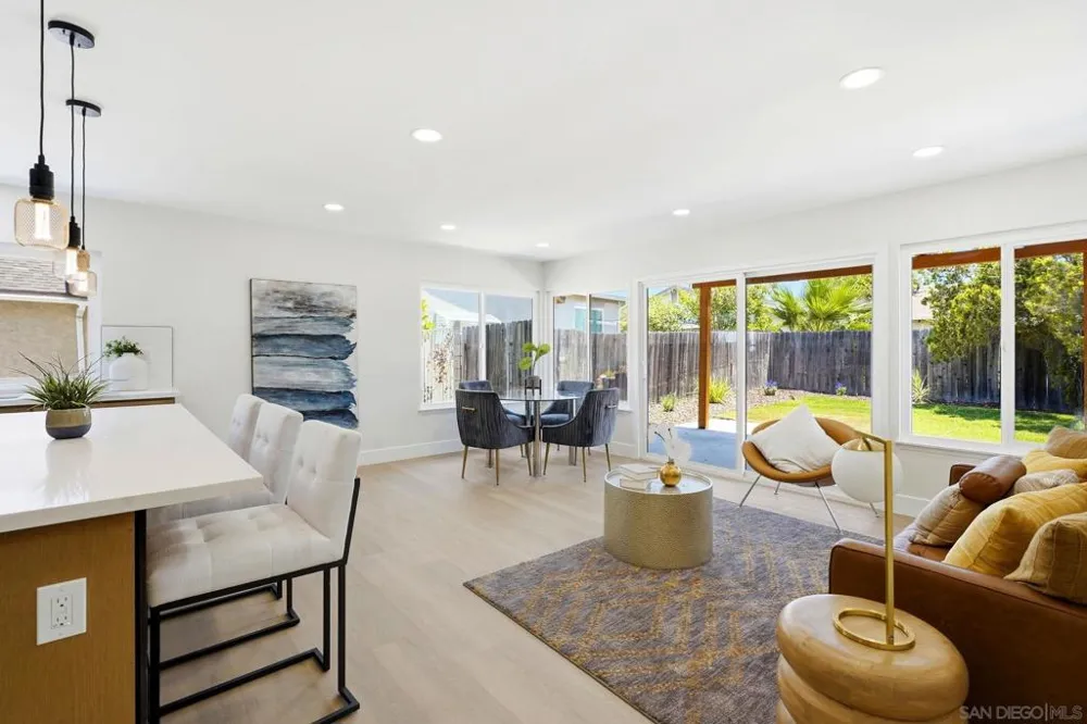 8523 Duncannon San Diego, CA 92126