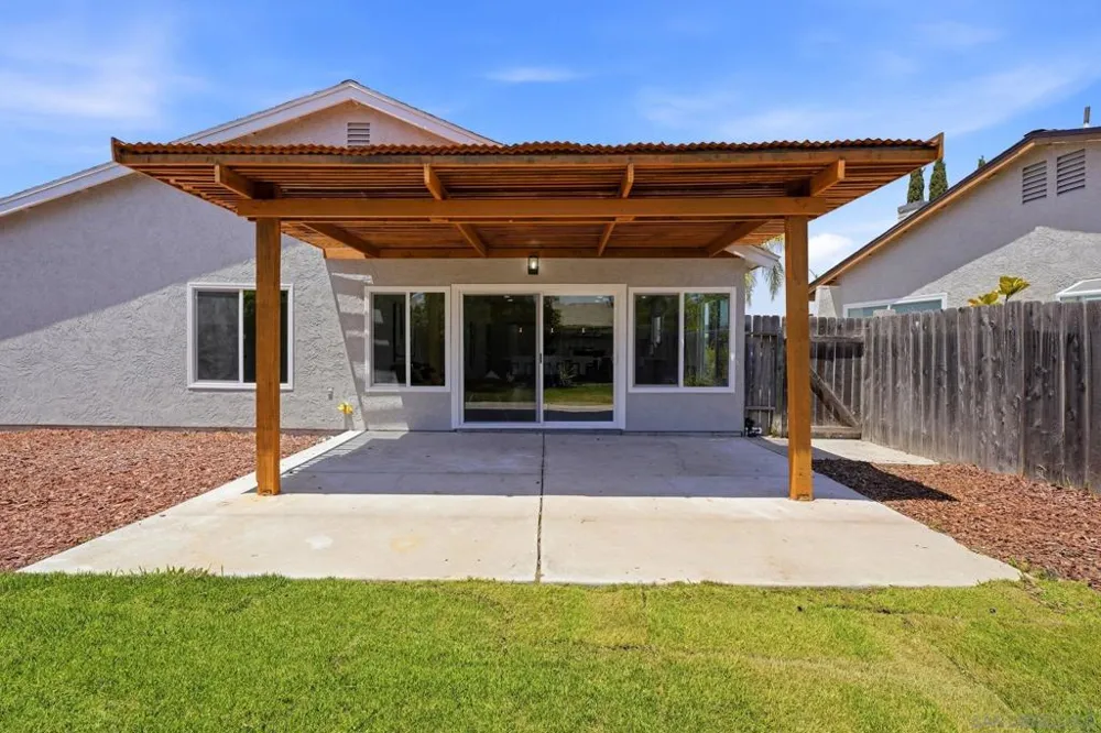 8523 Duncannon San Diego, CA 92126