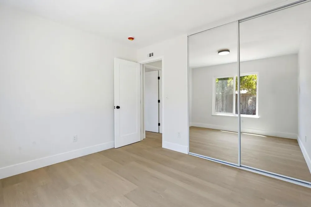 8523 Duncannon San Diego, CA 92126