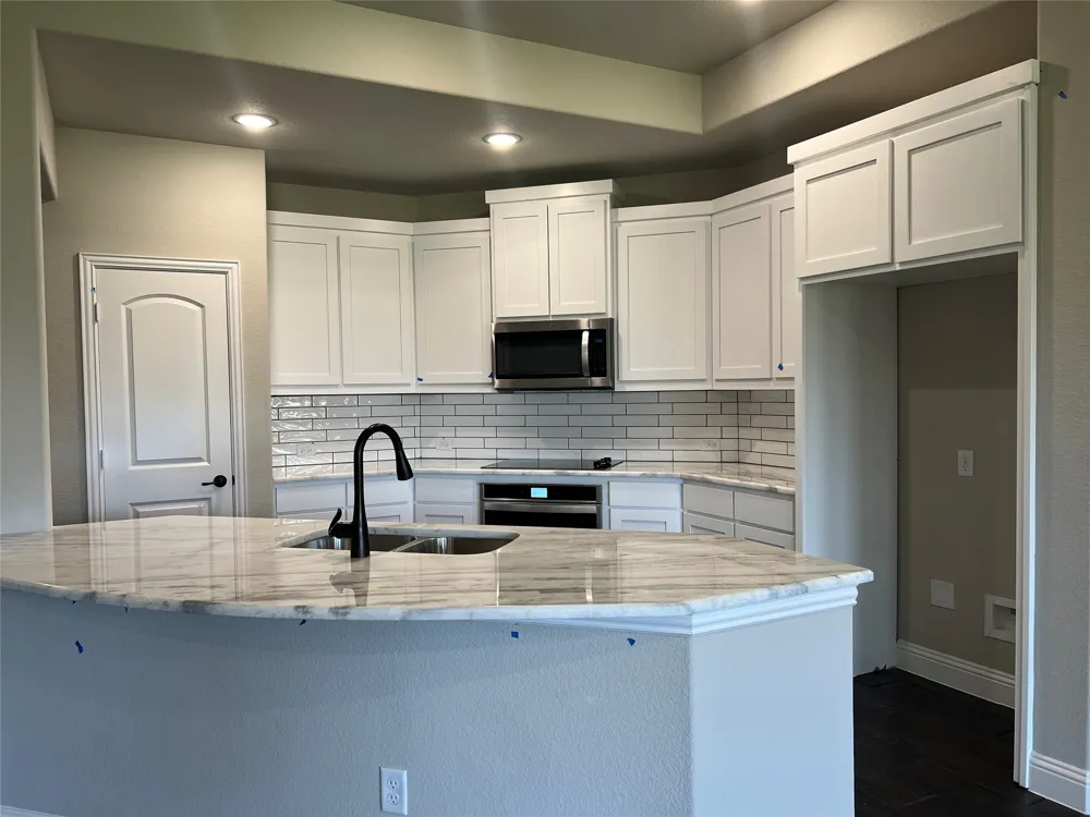 249 Lillian Lane Waxahachie, TX 75165