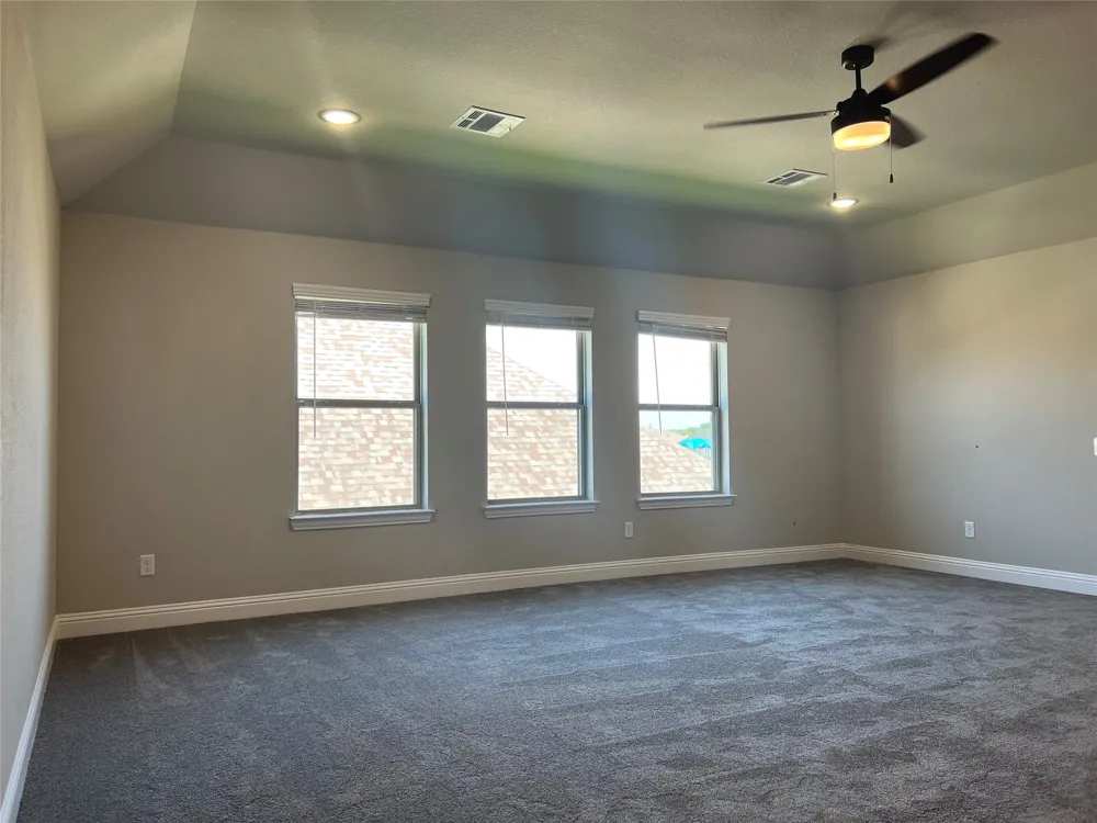 249 Lillian Lane Waxahachie, TX 75165
