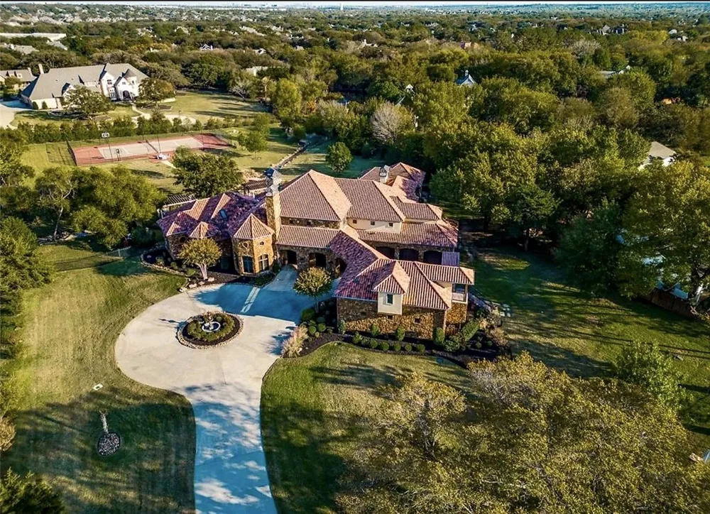 211 Pine Drive Southlake, TX 76092