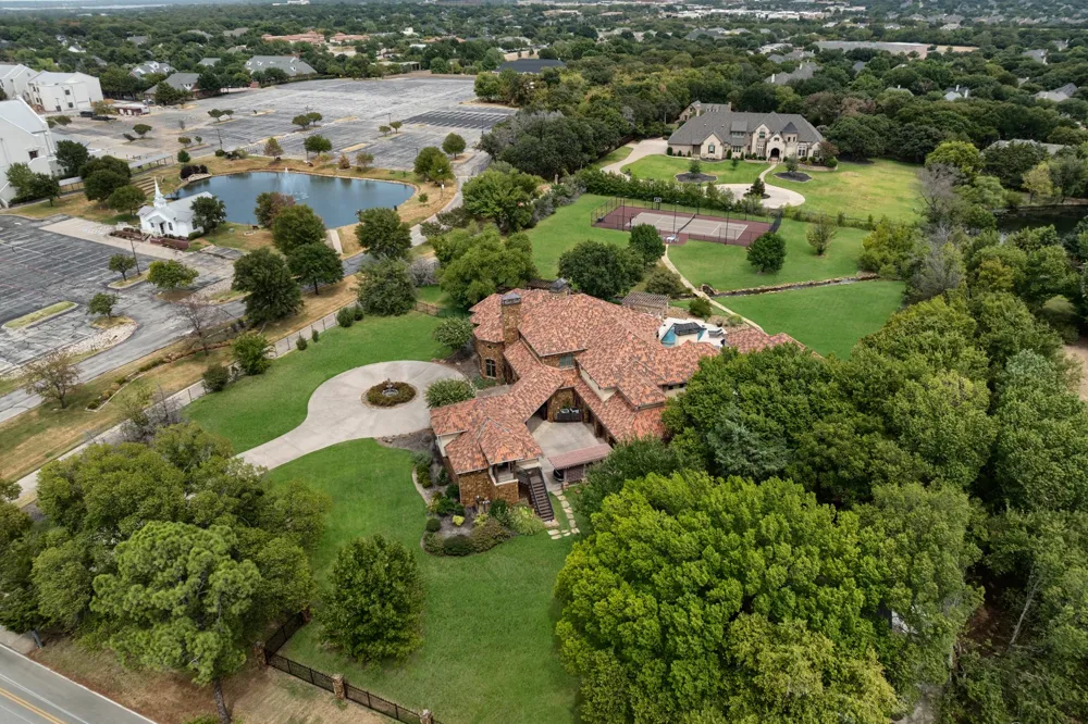 211 Pine Drive Southlake, TX 76092