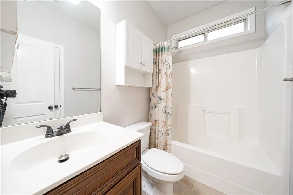 5543 Leaf Ridge Lane Buford, GA 30518