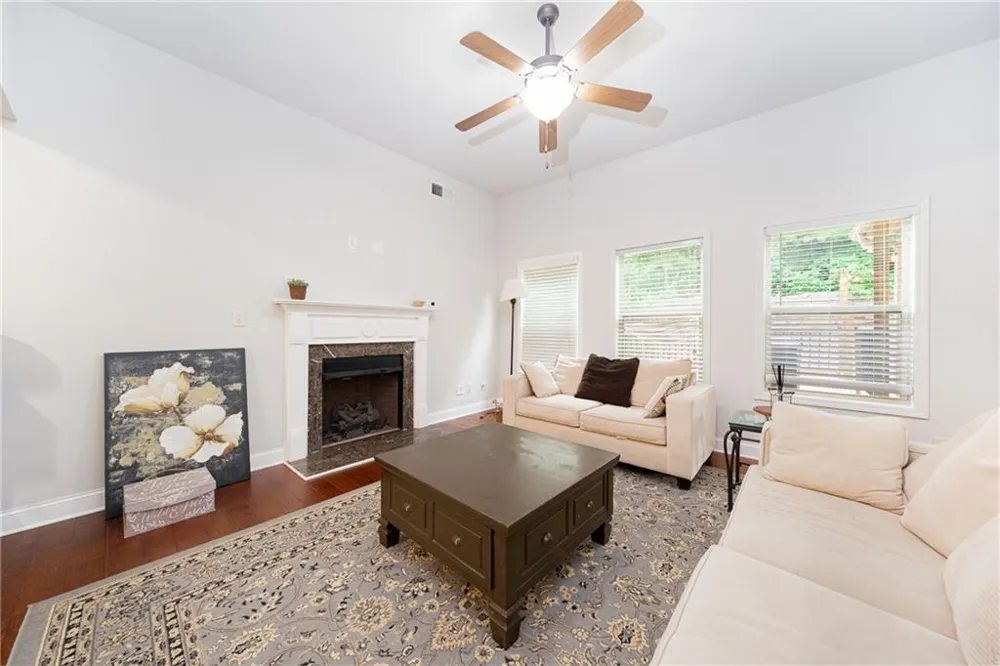 5543 Leaf Ridge Lane Buford, GA 30518