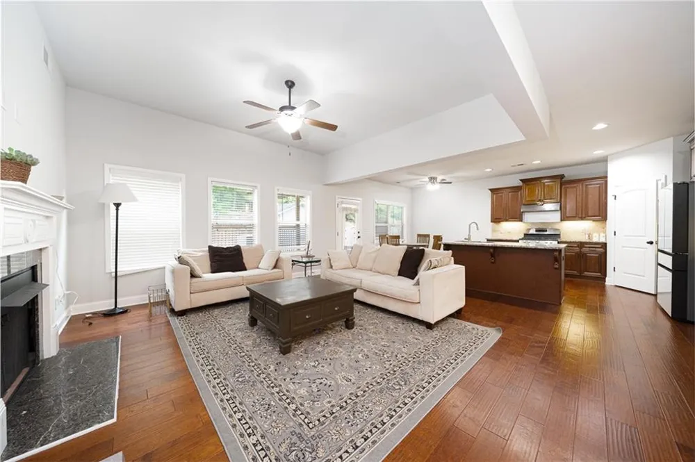 5543 Leaf Ridge Lane Buford, GA 30518