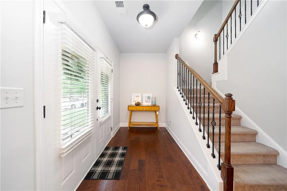 5543 Leaf Ridge Lane Buford, GA 30518