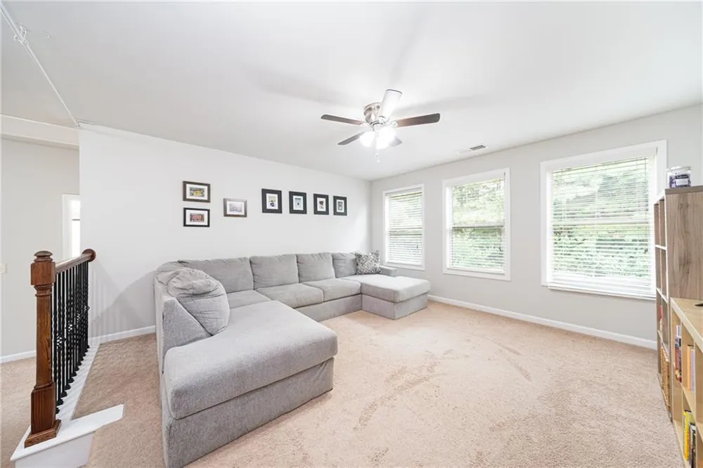 5543 Leaf Ridge Lane Buford, GA 30518