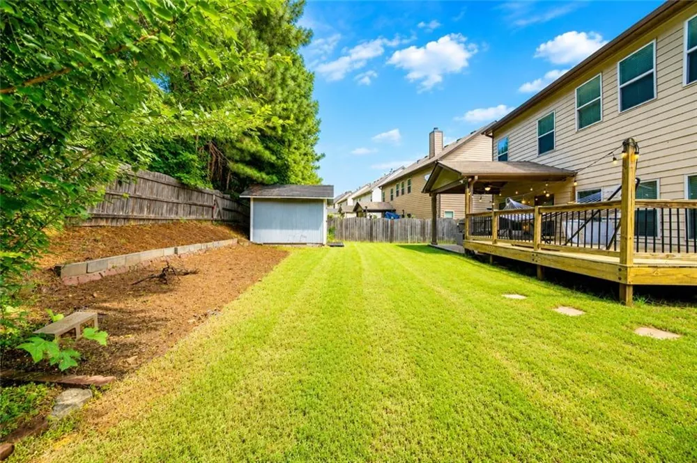 5543 Leaf Ridge Lane Buford, GA 30518