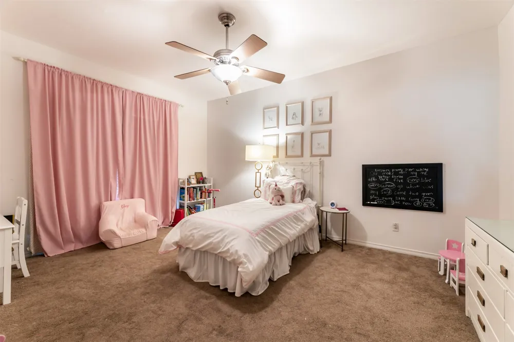 4320 Bellaire Drive S #205W Fort Worth, TX 76109