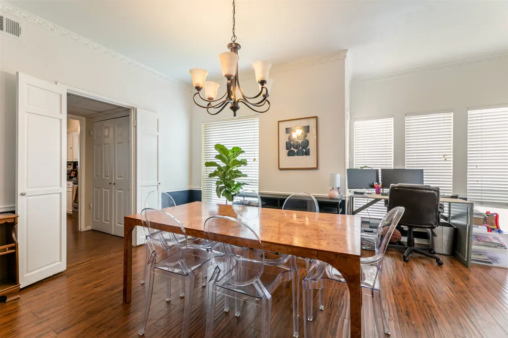 4320 Bellaire Drive S #205W Fort Worth, TX 76109