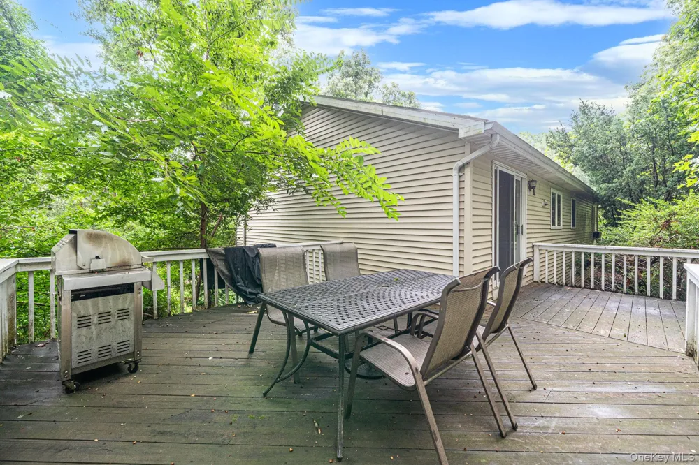 107 W Farm Drive Melville, NY 11747