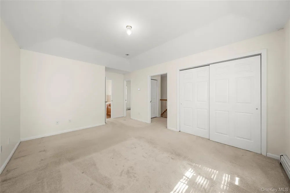 144 Dawn Drive Shirley, NY 11967