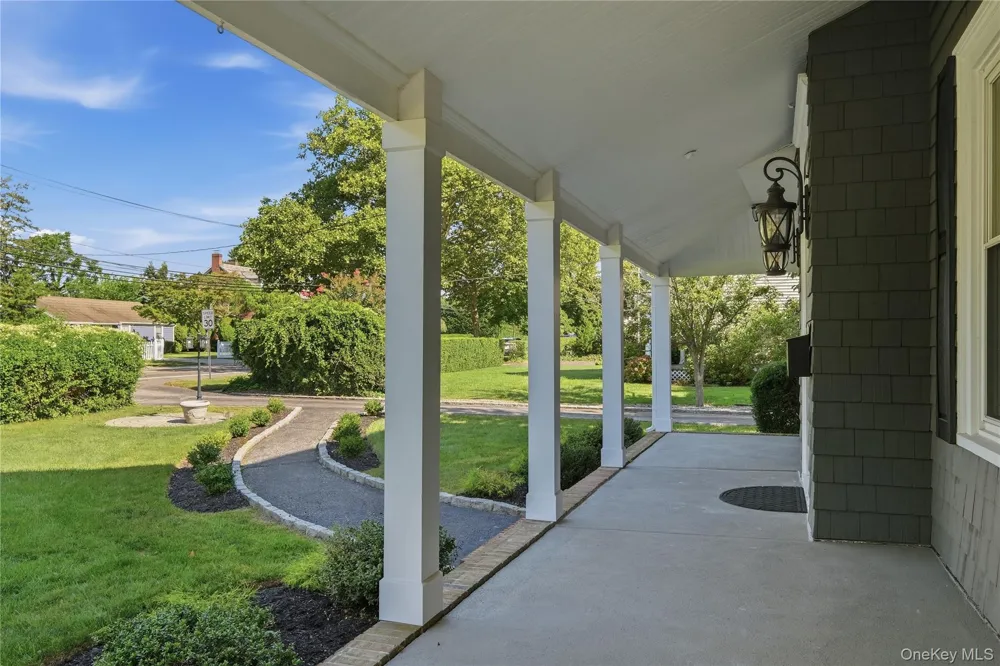 61 Ocean Avenue Islip, NY 11751