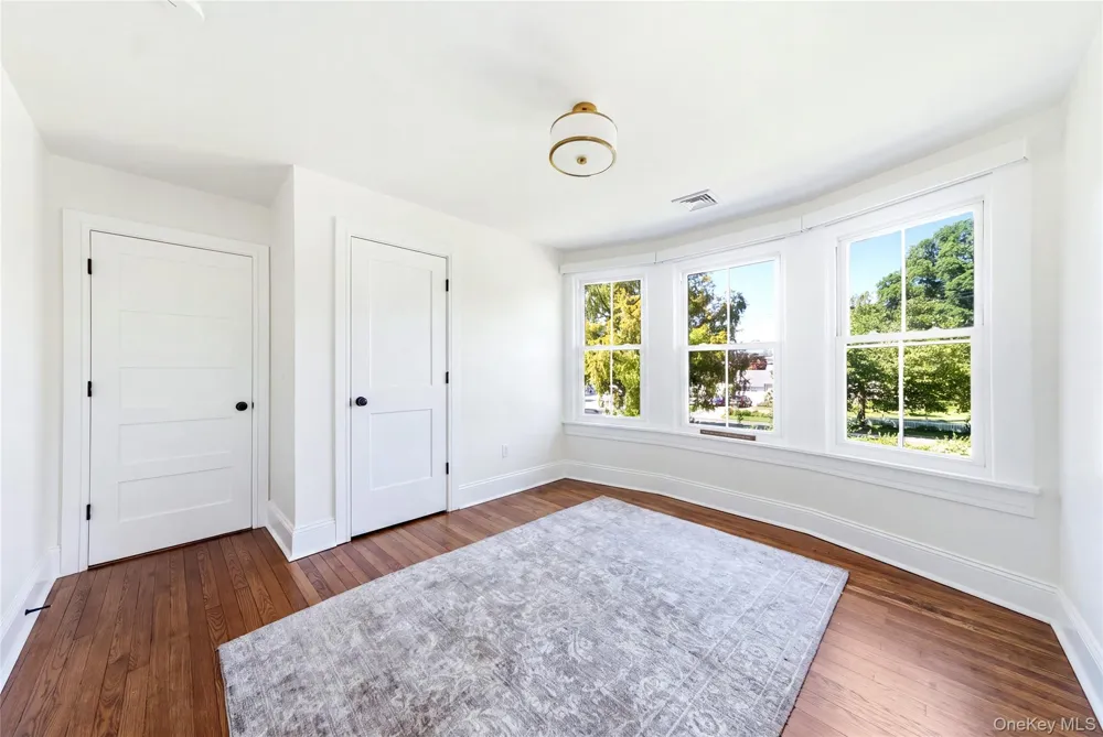 61 Ocean Avenue Islip, NY 11751