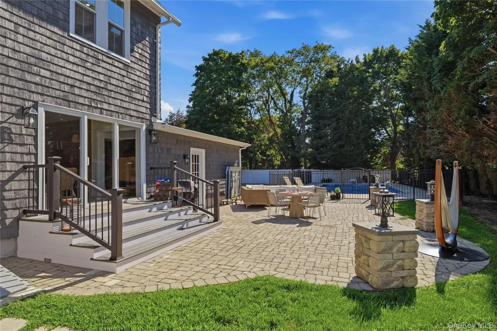 61 Ocean Avenue Islip, NY 11751