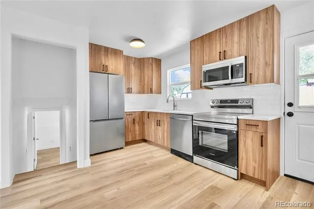 10272 W Lehigh Avenue Denver, CO 80235