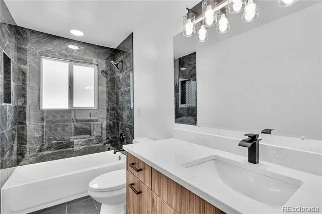 10272 W Lehigh Avenue Denver, CO 80235