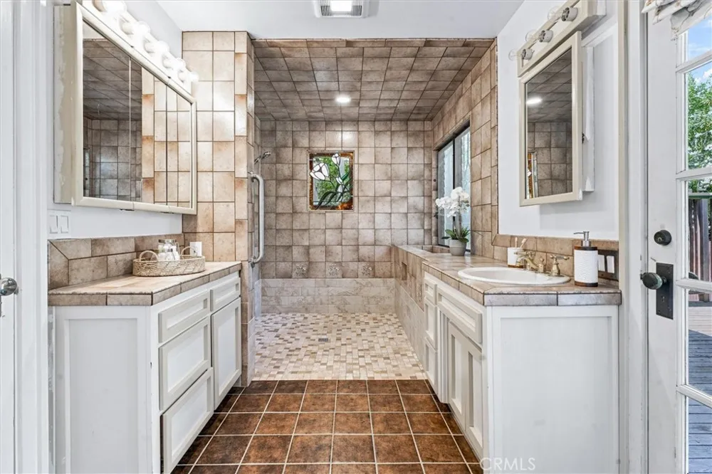 1116 Pismo Street San Luis Obispo, CA 93401