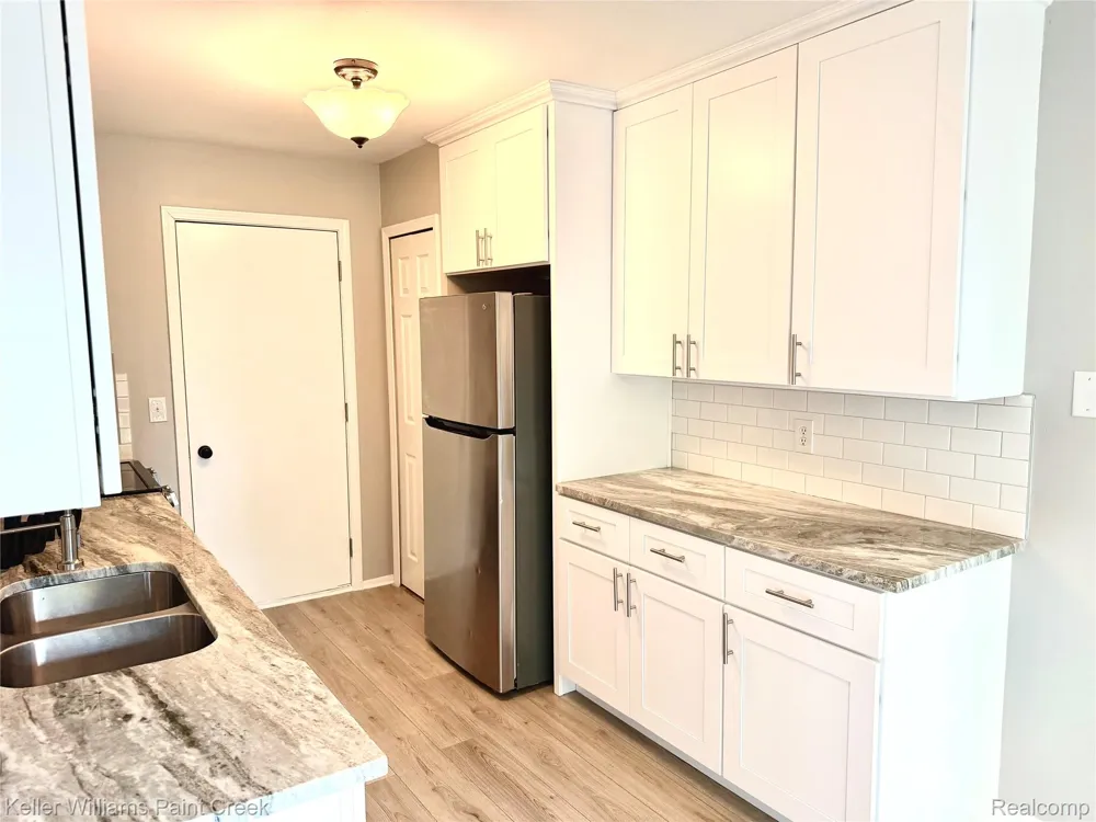 37275 Glenbrook Drive #4 Clinton Charter Township, MI 48036