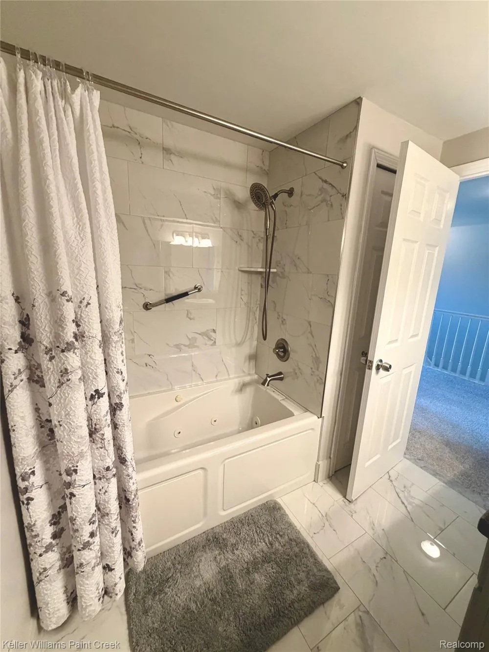 37275 Glenbrook Drive #4 Clinton Charter Township, MI 48036