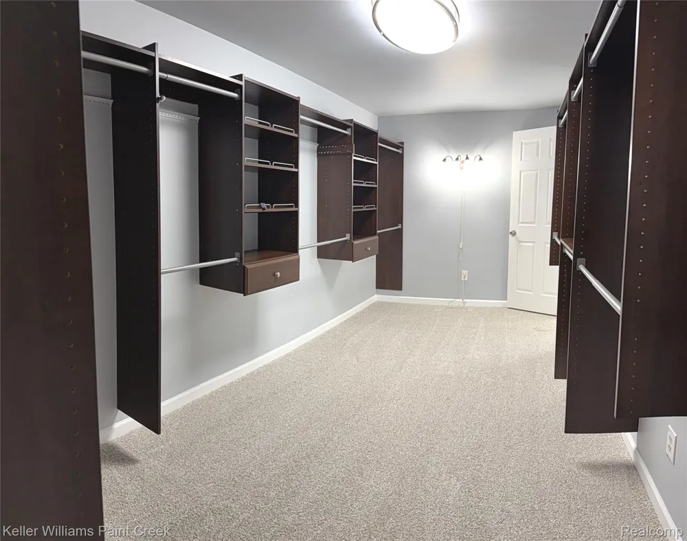 37275 Glenbrook Drive #4 Clinton Charter Township, MI 48036