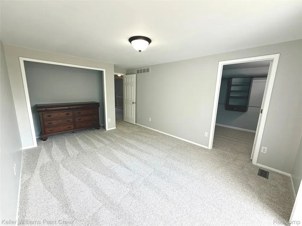 37275 Glenbrook Drive #4 Clinton Charter Township, MI 48036