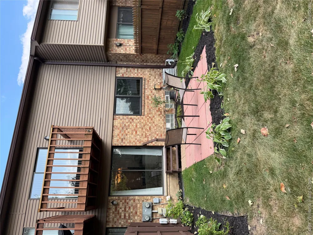 37275 Glenbrook Drive #4 Clinton Charter Township, MI 48036